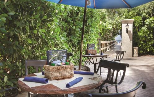 Beachfront Bar & Grill